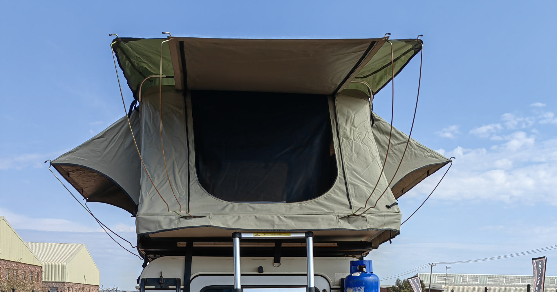 deluxe-roof-top-tent-new image 3
